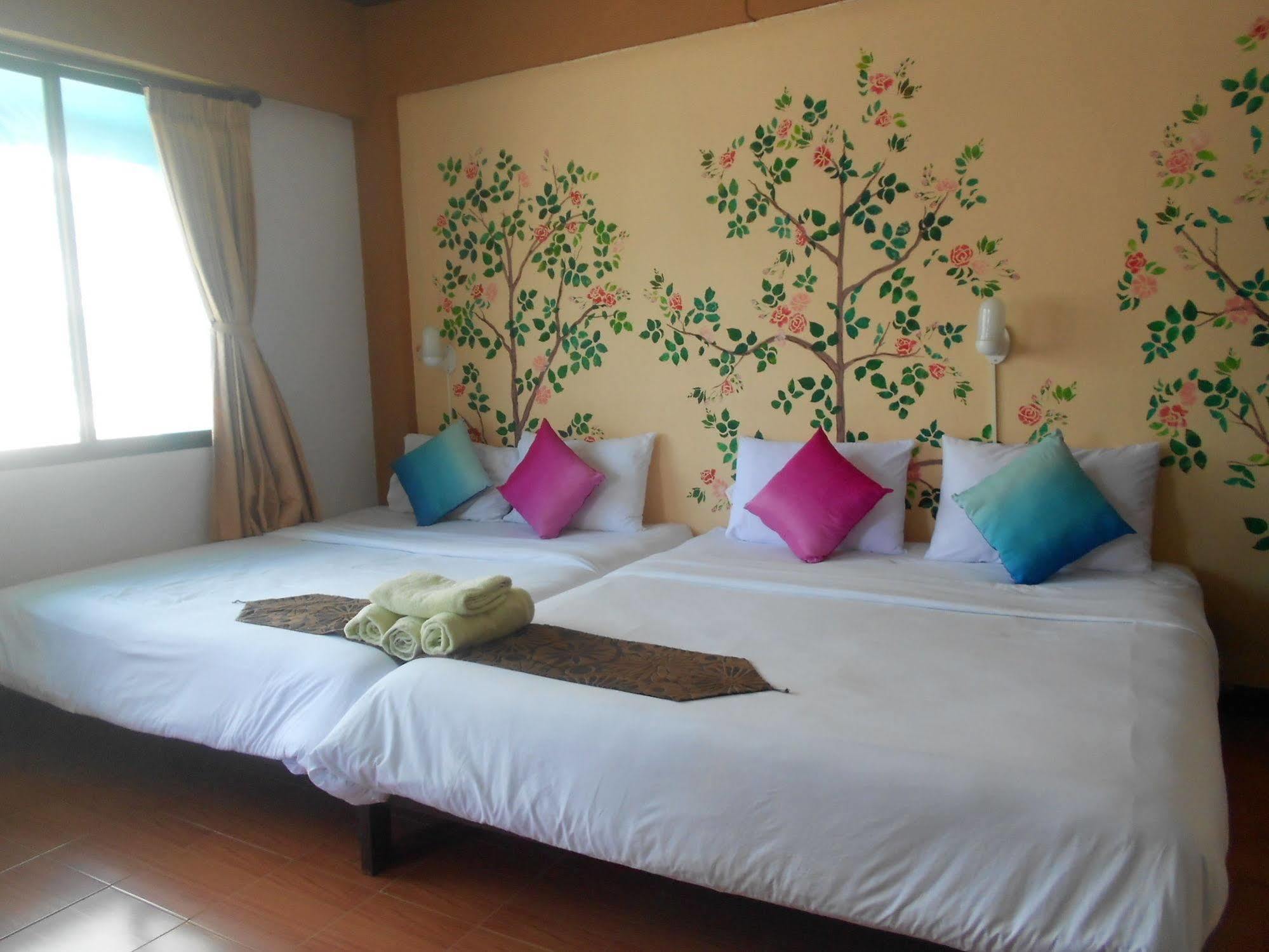 Sweet Home Guesthouse Krabi town Extérieur photo